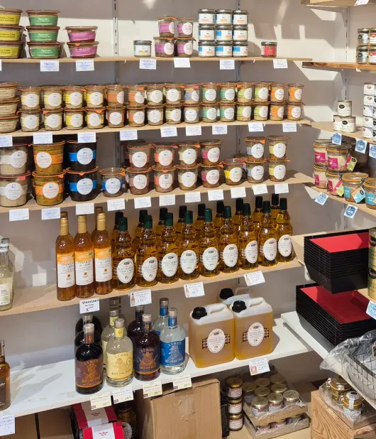 LA HOTTE À VINS caviste